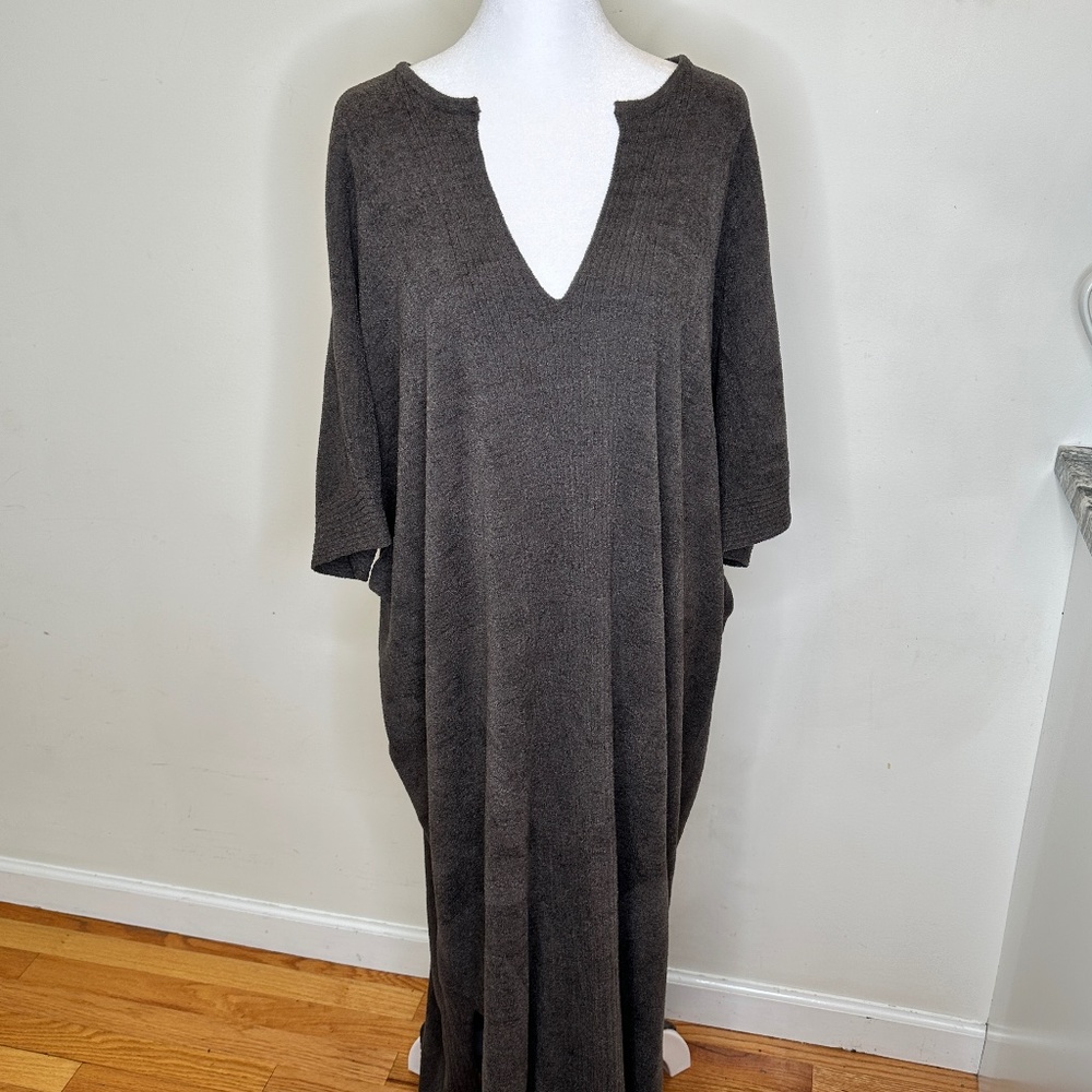Barefoot Dreams Cozy Chic Ultra Light Caftan Carbon Plus One Size